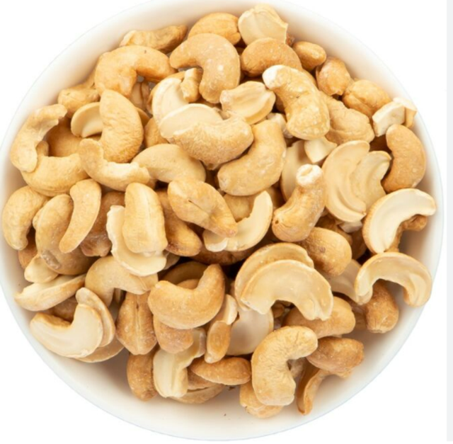 Ядра горіхів кеш'ю, розколоті, очищені, смажені, 1 кг